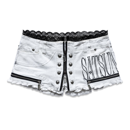 <LOST IN CASTLE> LACE TRIM HOT SHORTS - POLLUTED WHITE