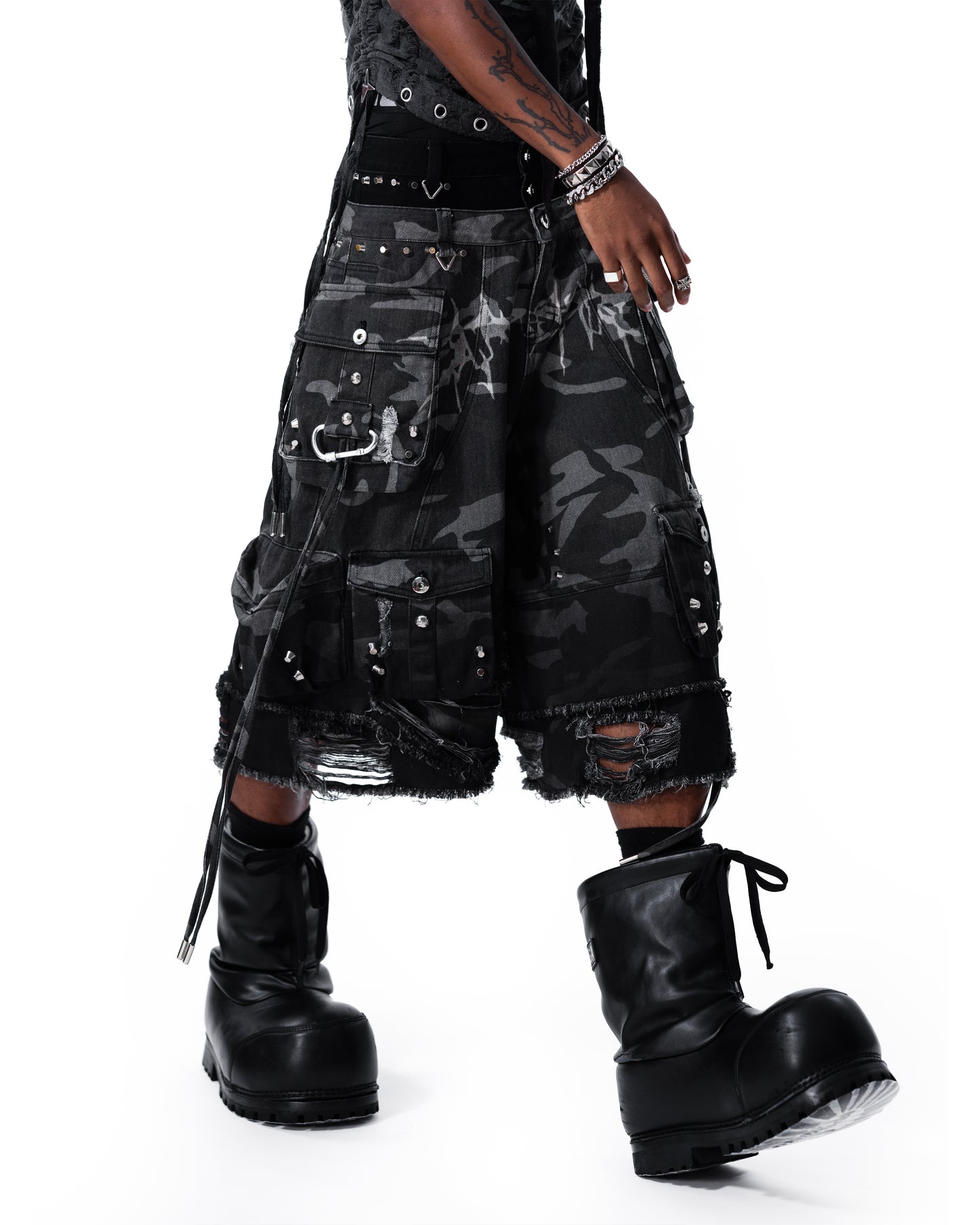 STREET-CAMO 2.0 - WASHED GREY DENIM SHORTS (PRE-ORDER)
