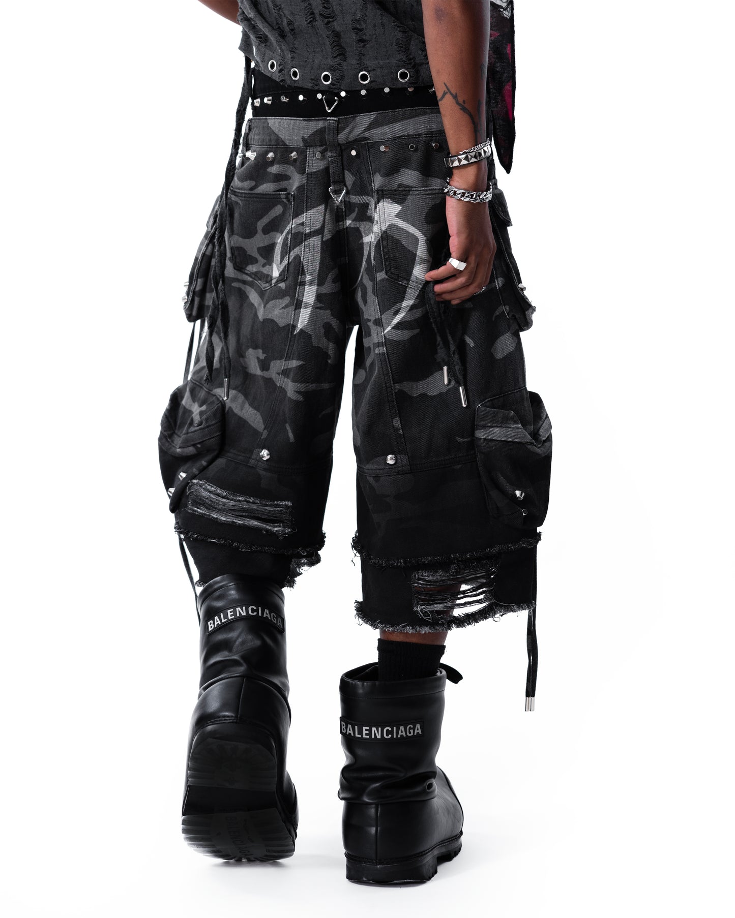 STREET-CAMO 2.0 - WASHED GREY DENIM SHORTS (PRE-ORDER)