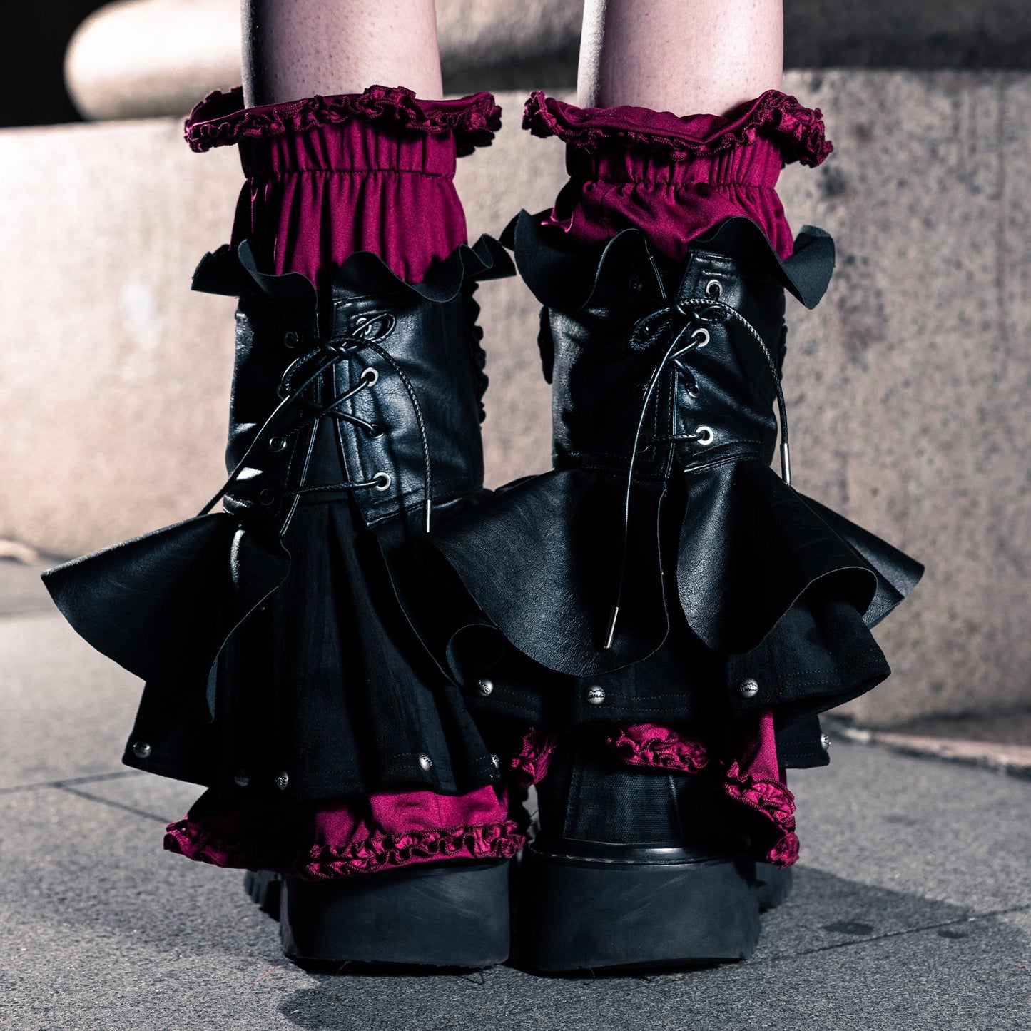 SSN V.05 KURO FOUR-LAYERS HAND & LEG WARMER - BLACK (PRE-ORDER)