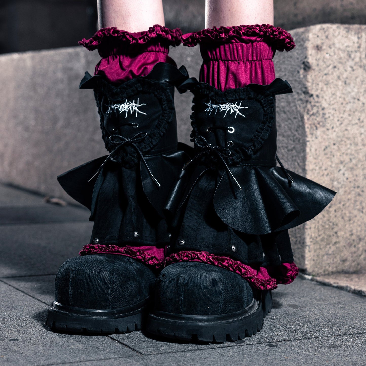 SSN V.05 KURO FOUR-LAYERS HAND & LEG WARMER - BLACK (PRE-ORDER)