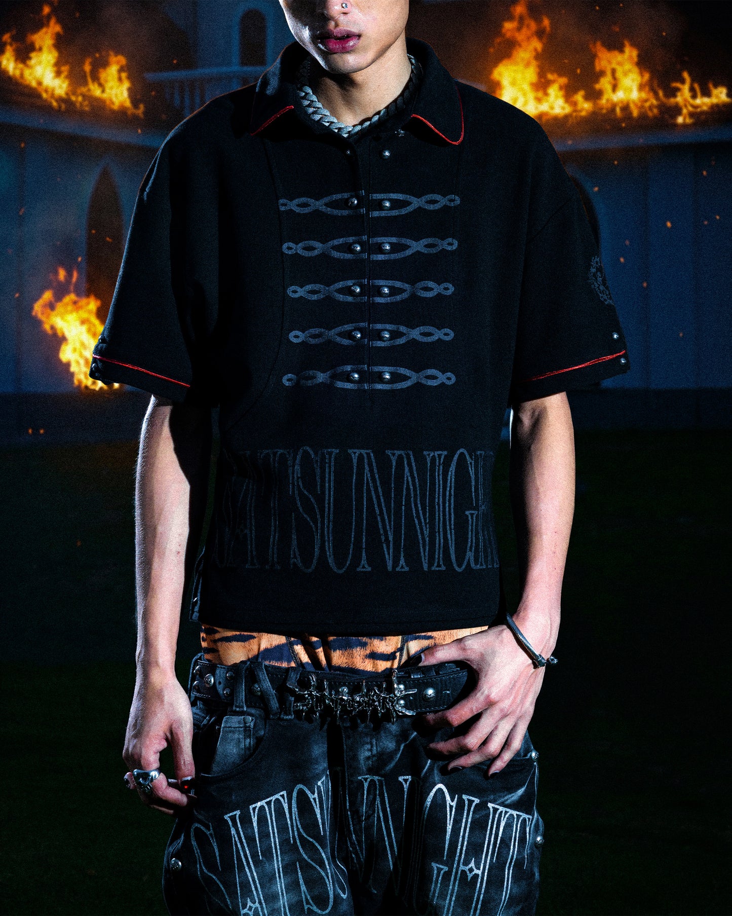 <LOST IN CASTLE> NAPOLEONIC POLO - BLACK