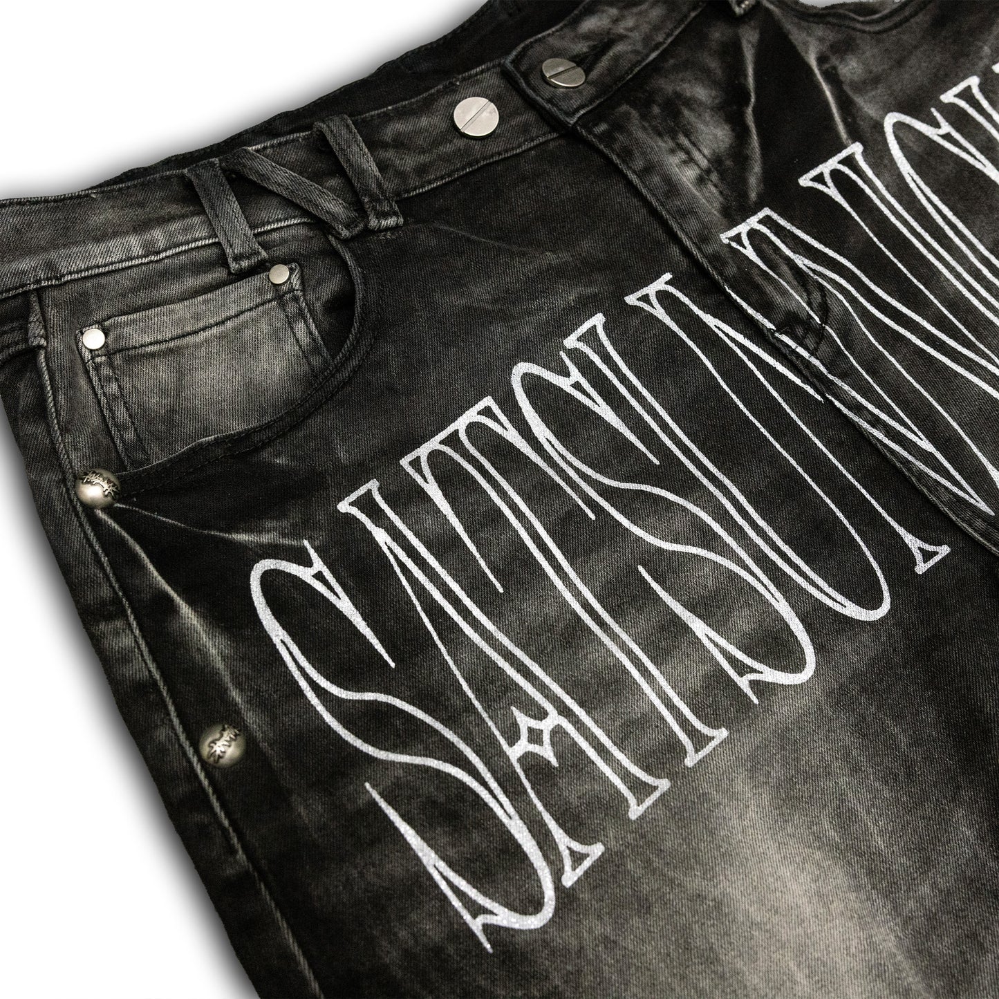<LOST IN CASTLE> CURVED DENIM PANTS - WASHED BLACK