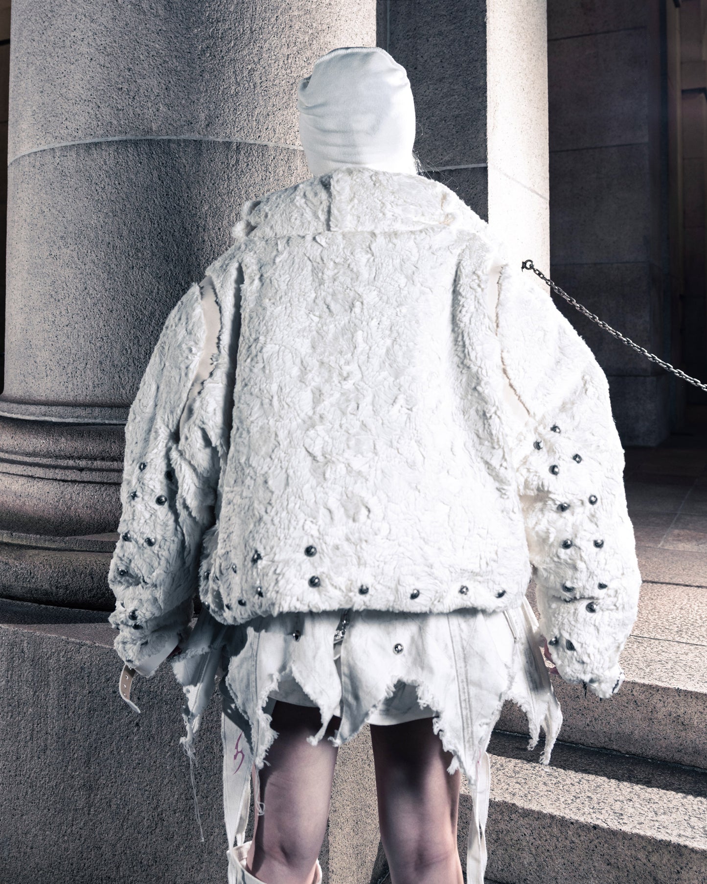 DOUBLE SLIDERS & DOUBLE ZIPPER BEIGE FLEECE JACKET (PRE-ORDER,LIMITED)