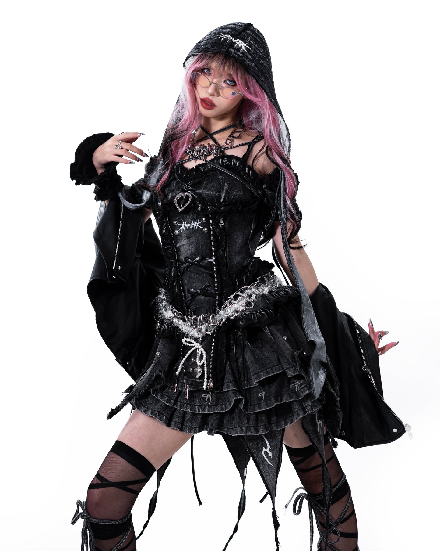 KURO PUNK PRINCESS HAND SOCKS - WASHED BLACK (PRE-ORDER)